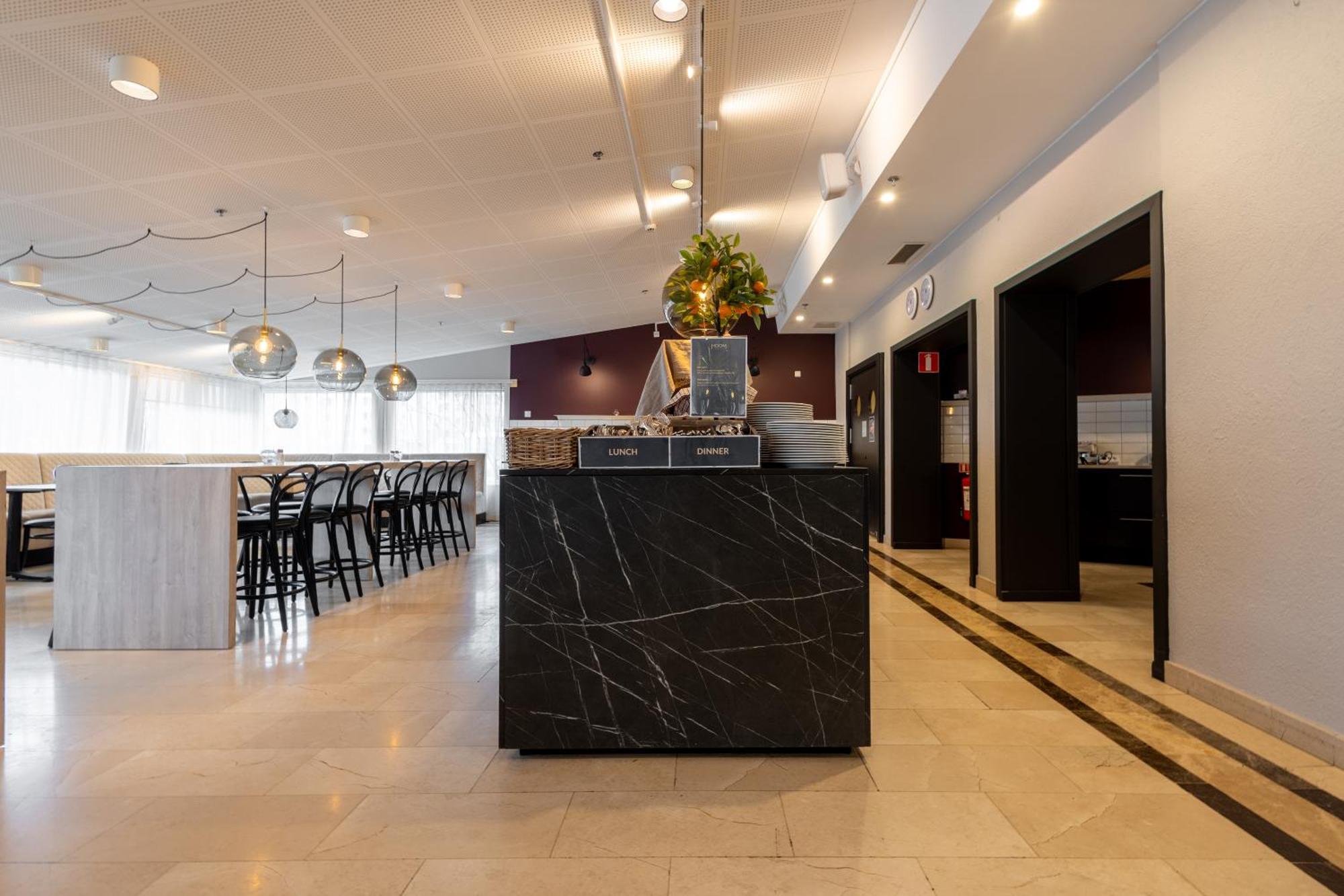 Solna Park & Hotel Exterior photo