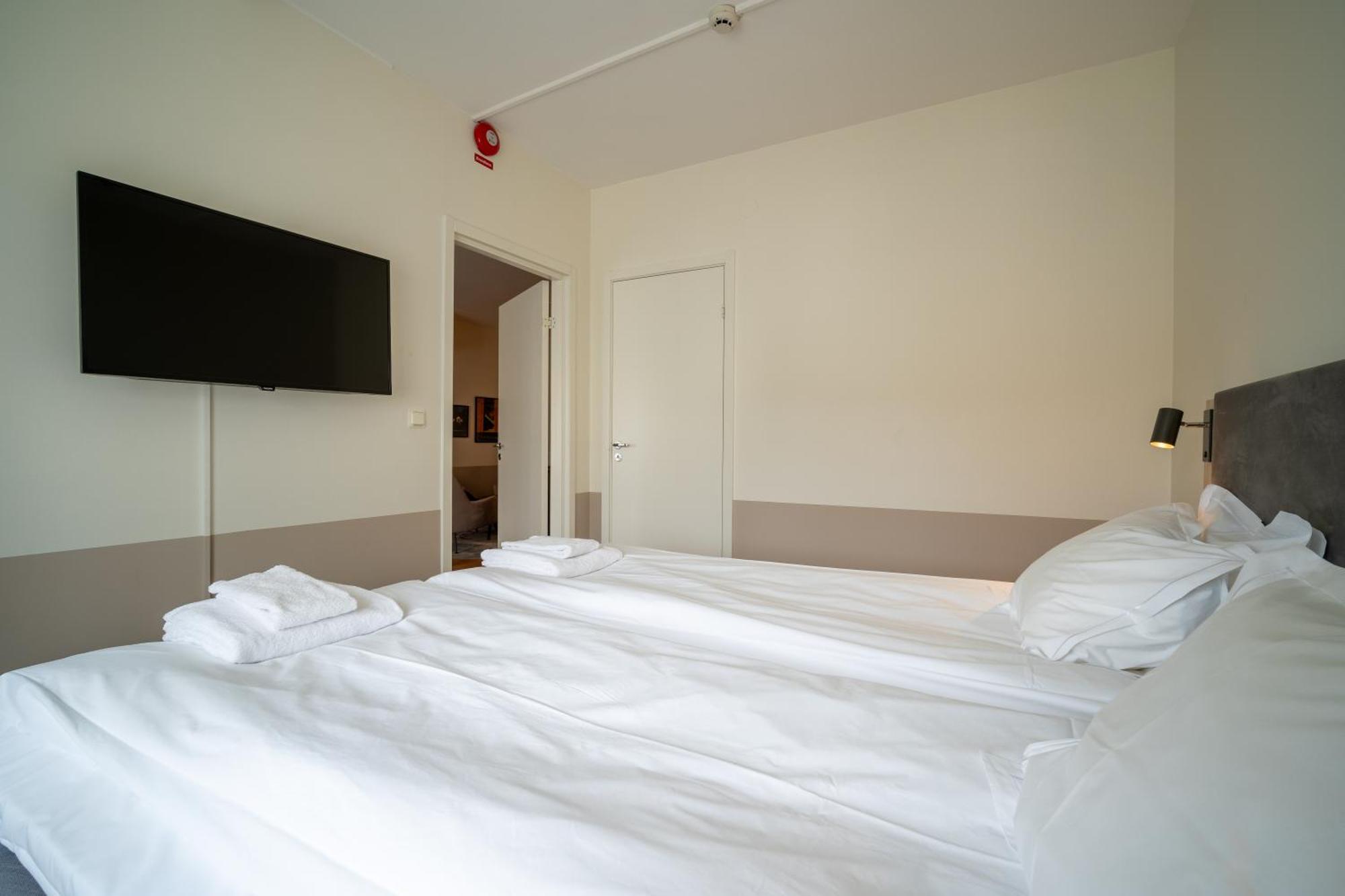 Solna Park & Hotel Exterior photo